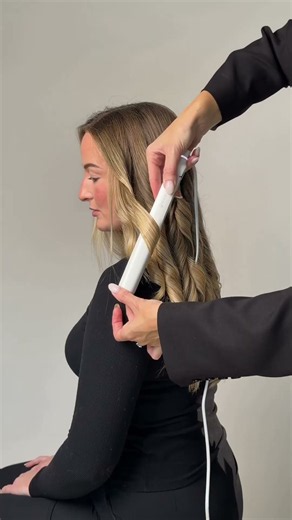 Easy Curl Tutorial for Defined, Shiny Beachy Waves