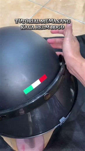 TUTORIAL MEMASANG KACA DATAR DI HELM BOGO #helmbogo #helmbogokeren #helmsni #helmviral #helmkeren