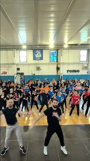 DAMME 'NA MANO | Sanremo | TONY EFFE | BALLI DI GRUPPO | + TUTORIAL | Andrea Stella | Baila Con Luis