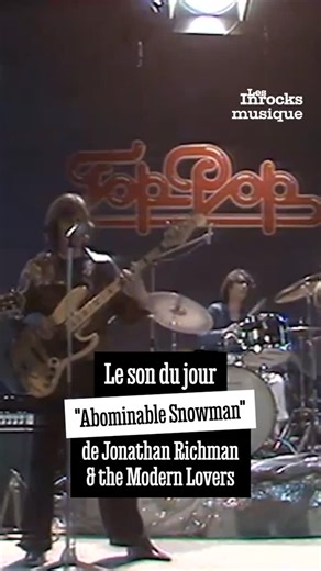 Les Inrockuptibles on Instagram: "Le son du jour : "Abominable Snowman in the Market" de Jonathan Richman & The Modern Lovers. Les fêtes de fin d’année n’auraient pas la même saveur sans la douce ironie de Jonathan Richman. Sortie en 1976 sur l’album "Jonathan Richman & The Modern Lovers", premier projet du groupe éponyme après l'aventure Modern Lovers, cette chanson raconte l’histoire d’un horrible bonhomme de neige dans un supermarché, au rayon des petits pois et des carottes. C’est aussi ça, 