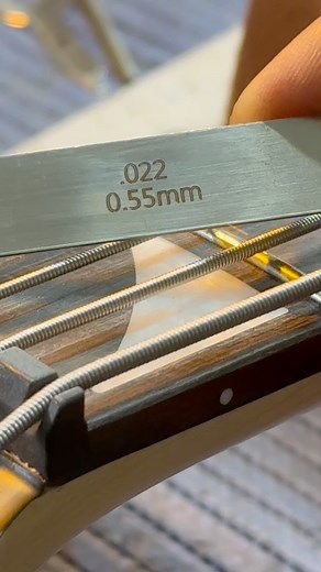 10K views · 91 reactions | String height at the nut #luthier #laudero #art | Humberto Perez | Facebook