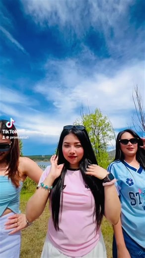 Dance with us 💃💃💃#kaldharakopani #eleenachauhan #newnepalisong #fypシ #kabita