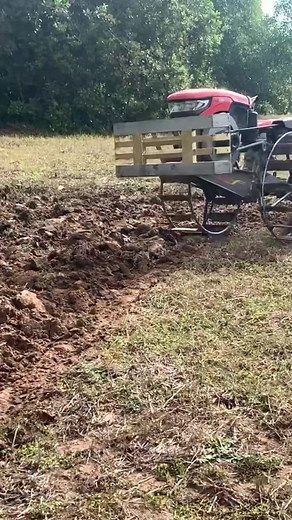 7K views · 98 reactions | Mini-tractor plowing #facebookreel #fyp #kubotatractor #kubota #FarmEquipment #plowing #reel | Allan Wilkins | Facebook