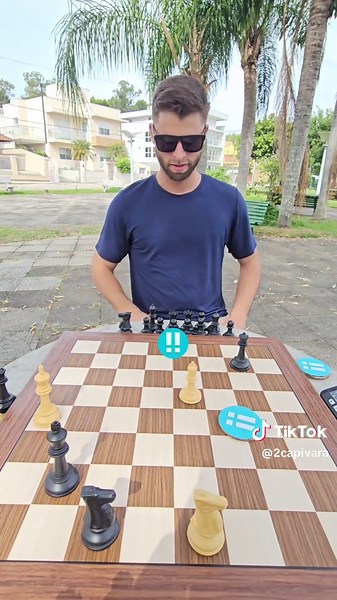 Peças grátis? Desconfie!! #chess #xadrez #chesscom #chesstiktok #chesstok #chessgame #chessbrilliantmove
