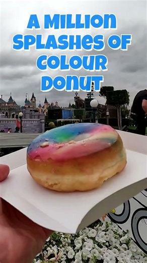 All the Snacks I had at Disneyland Paris!