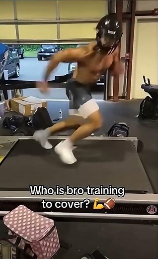 How defensive backs train ￼💪😎 #football #fyp #shortsfeed #shorts