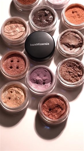 Moment of appreciation for the creamy, velvety smooth, so satisfyingly shimmery, cult-favorite Loose Mineral Eye Colors. 👏 We’ve been taking note on all the OG products you’ve loved over the years and are begging to see make a comeback - let us hear them all in the comments below! | bareMinerals
