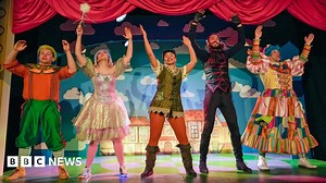 The people saving pantomime this Christmas - oh yes they are!