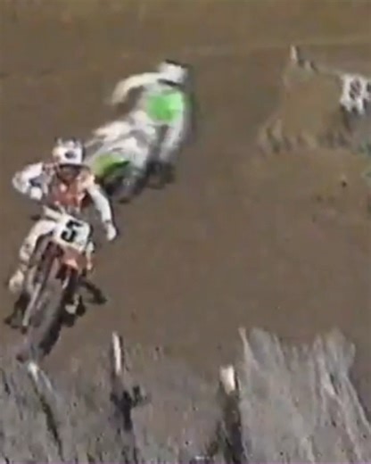 Rick Johnson, Jeff Ward, Broc Glover BATTLE! #mx #motocross #motocrosslife #2stroke #2strokes #dirtbike #dirtbikes #mxgp #yz250 #cr250 #rm250 #kx250 #ktm250sx #cr125 #yz125 #kx125 #rm125 #cagiva #cr500 #kx500 | MXhistory Channel