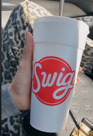 Trying @Swig for the first time coming all the way from California🥤 #swig #swigdrinks #dirtysoda #tastetest #saltlakecity