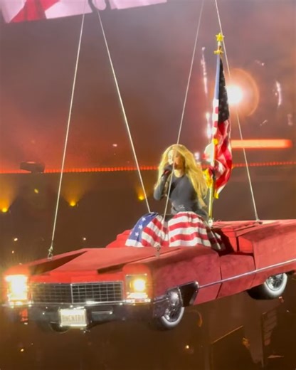 Zoe Alexondra on Instagram: "give you high fashion in a simple white tee 👖✨ take me back to cowboy carter pleaseeee Outfit Deets: Hat - Diy (tutorial coming soon) Top - @zara Jeans - @goodamerican Accessories - @amazon Coat - @boohoo #cowboycarter #cowboycartertour #outfitinspiration"