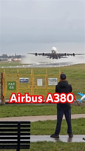 Airbus A380 ✈️🔥 #automobile #aviation #travel #planespotting #landing #aircraft #runway #airport