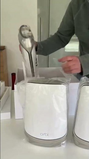 Orbi mesh WiFi system Unboxing