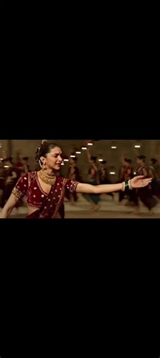 Pinga full video song | Bajirao Mastani | Deepaika Padukone - Priyanka Chopra | Shreya Ghoshal