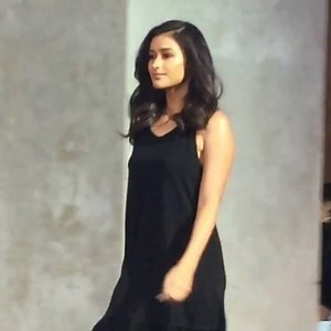 Lovely Liza Soberano opens Bench Fashion Week. Video by mariodumaual. | Liza Soberano