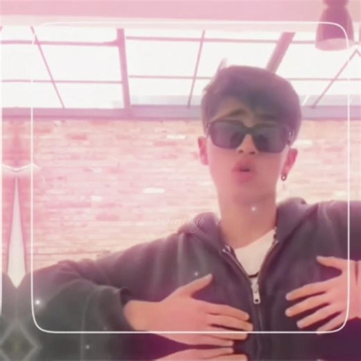 hes such an icon🪽-#dontflop #edit #kenneth #santosbravos #hybe #fypシ #goviral #makethisviral