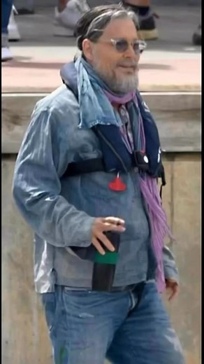 1K reactions · 22 shares | Filming Day Drinker #JohnnyDepp Johnny Depp | Ana Bet | Facebook