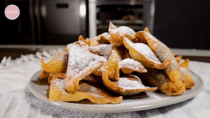 Imqaret Orjentali Not exactly an Asian variation but a 'cheat' on the Maltese Traditional Imqaret using wonton wrappers instead of the traditional dough. This makes them lighter and crispier. Recipe here: www.ch-eat.co/recipes/imqaret-orjentali | Cheat.mt