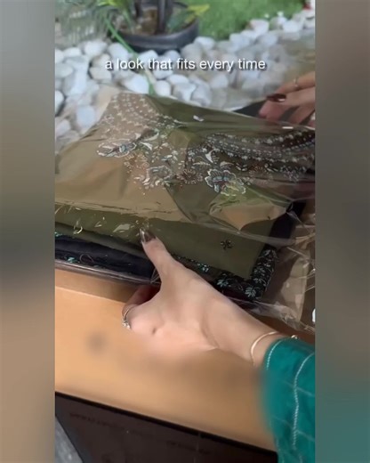 77K views · 1.1K reactions | ⭐⭐⭐⭐⭐5/5 I ordered from Silai Karhai and the quality is amazing! The fabric feels so soft and comfortable. Got so many compliments — totally worth it! | Silai Karhai | Facebook