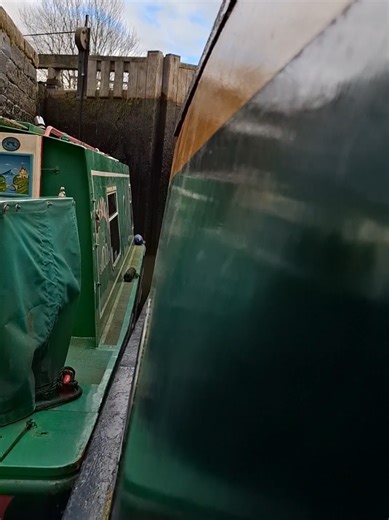 Exploring the Leeds Liverpool Canal to Bingley