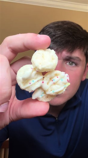 Drizzilicious Rice Cakes: Sweet Sauce Drizzle Delight