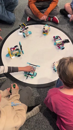 SumoBots! Building and programming! #spikeprime Lego Robotics