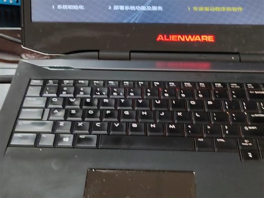 给客户外星人笔记本电脑安装 win10 系统