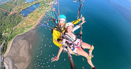Paragliding Experience in Son Tra Peninsula, Da Nang - Klook The Bahamas