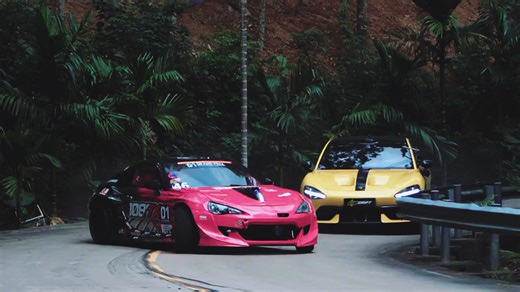 V8 VS V8S？！！全网超帅的飘移大片！面对小米Su7 Ultra的V8S怪物，怕吗？