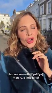 It may still be winter in London, but that doesn’t mean we need to compromise on style. Begone bobbly, baggy jumpers – instead, embrace sequins, faux fur and statement accessories. Pair your look with a glowy, iridescent makeup palette and just like that, you’re RSVP-ready…. Makeup all Trinny London. Complete your Match2Me https://trinny.co/old-friends-complete-match2me - Eye2Eye in Chariot Eye2Eye in Victory Flush Blush in Schmoogie Sheer Shimmer in Maiko - Sequin dress: Zara (not Topshop) Blue