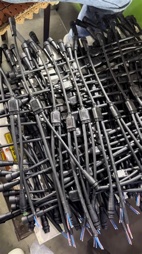 #Onetotwoconnector #connector #Threeheadconnection #plugmaking #manufacturing #Waterprooftransparentplug #waterproof #outfitinspiration #cableconnectorforwelding #connectorfactory #ledlight #connectingpeople #ledlights #customerservice #lamps #major #test #wiretest #cableconnectorDeliverytest #Transparent #innovative #Multifunctionalconnector