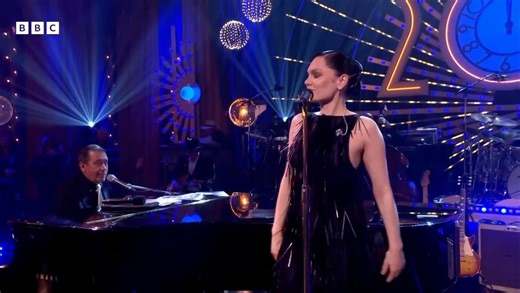A hootenanny flashback , this is one of the most moving and wonderful performances I’ve ever been involved with. My dear friend the incredible Jessie J, who has had a challenging year, reinvents this song. Brilliantly arranged by our own Jon Scott. | Jools Holland