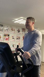 Early morning high efficient intercontinental business meeting on the treadmill with my CSO Markus Sandstrom 💪 Frühes effektives interkontinentales Business Meeting auf dem Laufband mit meinem CSO Markus Sandstrom 💪 | ProShape Challenge 2023