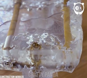 512K views · 331 reactions | Boiling epoxy to make an ice table By CRAFTROOM (youtube.com/channel/UCJPEKtcq5cXQwVattpLzHcA/featured) | Crafty Panda How | Facebook