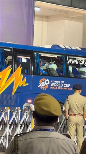 Chants, celebrations and gripped by Sanju fever! Kolkata will remember this day for a long, long time ✨ | ESPNcricinfo