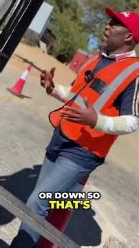 Forklift Pallet Loading: Master the Art #shorts