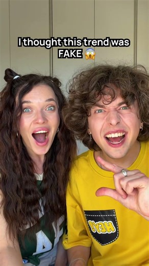 Finger Zoom Trick Test 😳📱 #viral #trend