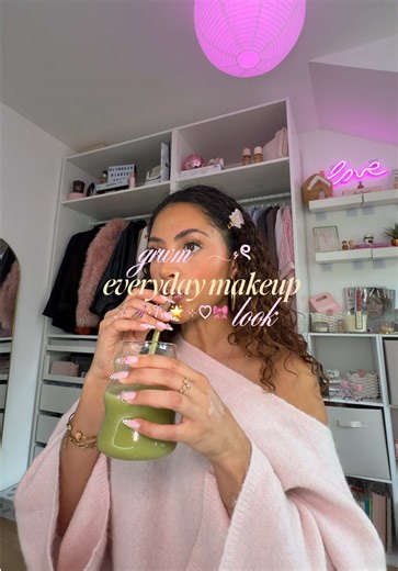 grwm | maquillage de tout les jours 🎀⭐️💅🏽🧁 @rhode skin @Maybelline France @ONE SIZE BEAUTY @M·A·C Cosmetics @Haus Labs @Too Faced @Hourglass Cosmetics @YSL Beauty @Rare Beauty @BenefitFrance @Diorbeauty @Charlotte Tilbury @Kosas #grwm #grwmmakeup #grwmaesthetic #makeup #everydaymakeup