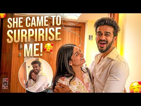 She Surprised Me in Delhi 😳| Samsameer_insta