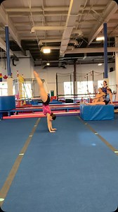 Text book 📖 handstand pops Demo athlete Rachel #handstand #gymnastics #amazing #girlpower #gymgirl #gymnast #gymtime #workoutmotivation #gymaddict #perfect #teamolympia #stittsville #kanata | Olympia Gymnastics