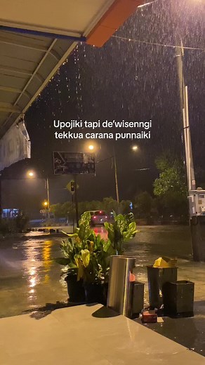 Bugis Sad Song Compilation with Emotional Quotes