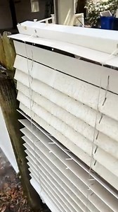 You can also clean your blinds in the tub as well!😊 • #cleantok #cleaning #blindscleaning #cleaningvideo #deepclean #cleanwithsep | Clean With Sep