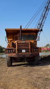 Northwest Engineering Crawler Crane Clamshell Shovel #heavyequipment #heavymachinery #cranelife #shovel #cranes | Someplace or Another