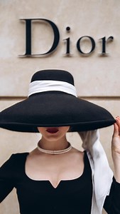 Diva mood is always a mood 🖤 What do you think? Outfit: @heartmycloset_clothing Hat: Utopiat Perfume: “Vedette” by @ditavonteese Accessories, bag: vintage #1950sdress #vintageglamour #vintageglam #1960s #1960sfashion #oldmoneystyle #vintagehair #1950sstyle #1950sfashion #retrohair #50sstyle #vintagehat #classichollywood #vintageblogger #truevintage #vintagemakeup #vintagevogue #fifties #fiftiesstyle #oldmoneyaesthetic #classystyle #elegantstyle #truevintageootd #vintagehollywood #vintageblog #d