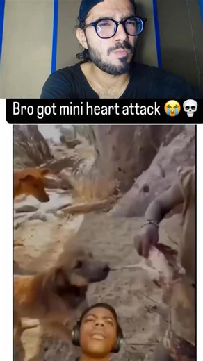 Bro got mini heart attack 😂💀😭 Marine microorganisms are diverse, microscopic organisms—including bacteria, archaea, viruses, fungi, and protists—that constitute 70-90% of the ocean’s total biomass. Found from surface waters to deep-sea vents, they are essential for global nutrient cycling, producing 50% of Earth’s oxygen, and driving carbon cycling. Key Aspects of Marine Microorganisms: Types: Major groups include bacteria (e.g., Prochlorococcus), archaea (often in extreme environments), viru