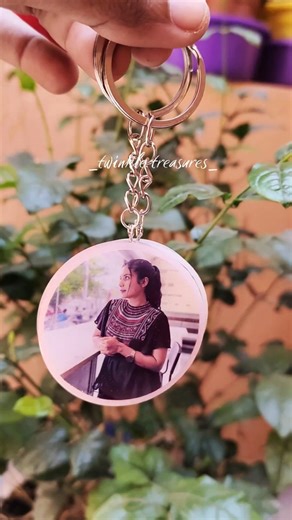 Customised resin keychains🎀 #viralreels