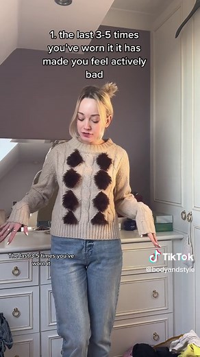 10 Rules for Effective Wardrobe Decluttering