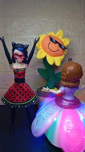 Satisfying & Transforming princess Sofia & Ladybug miraculous