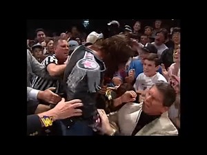 Bret Hart gets EXTREME on Jerry Lawler (WWF 1995)