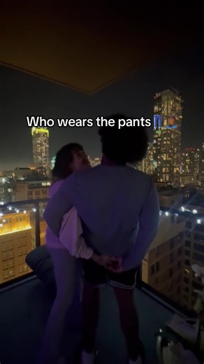 Why her finger go in there😭 #fyp #shell0 #relatable @diabeticcoochie69